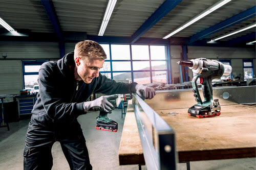 NP 18 LTX BL 5.0 (619002840) Pistola de remache a batería - Imagen 2